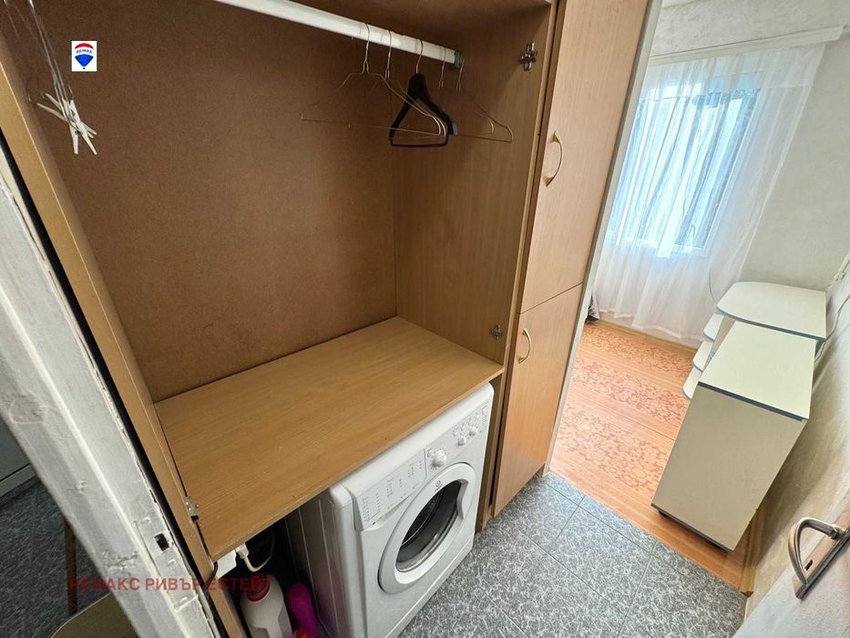 Дава се под наем Едностаен апартамент в Русе, Родина 2 - 42 кв.м за 229.5 € - Снимка #9