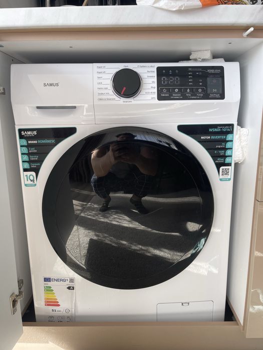 Masina de spalat haine 10kg Samus