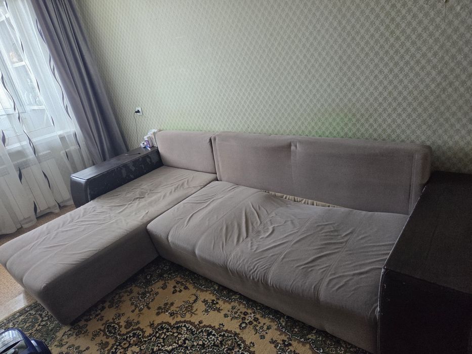 Отдам бесплатно диван