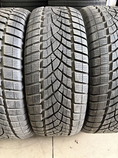 235/55/19 GOODYEAR 4бр
