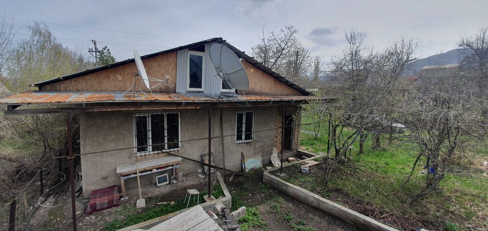 Продам дом дачу в Жандосова.