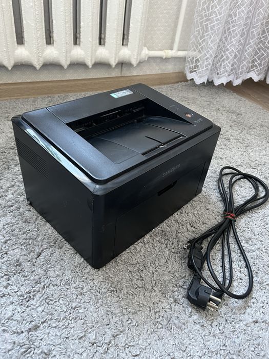 Продам принтер б/у