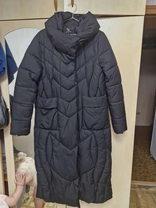 Продам зимнюю куртку состояние отличное