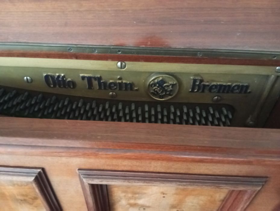 Пи́анино год выпуска 1899 год производство Германия