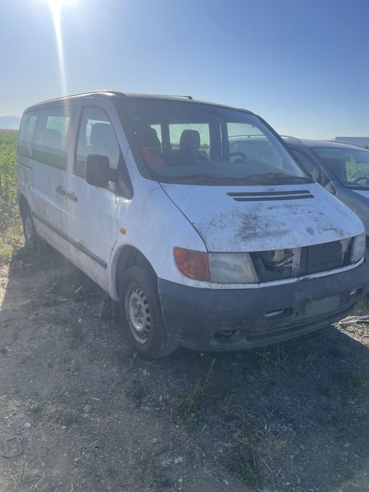 Mercedes Vito на части