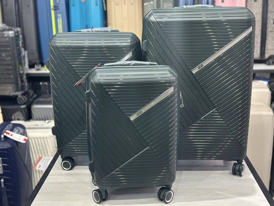 Качественные чемоданы из полипропилена