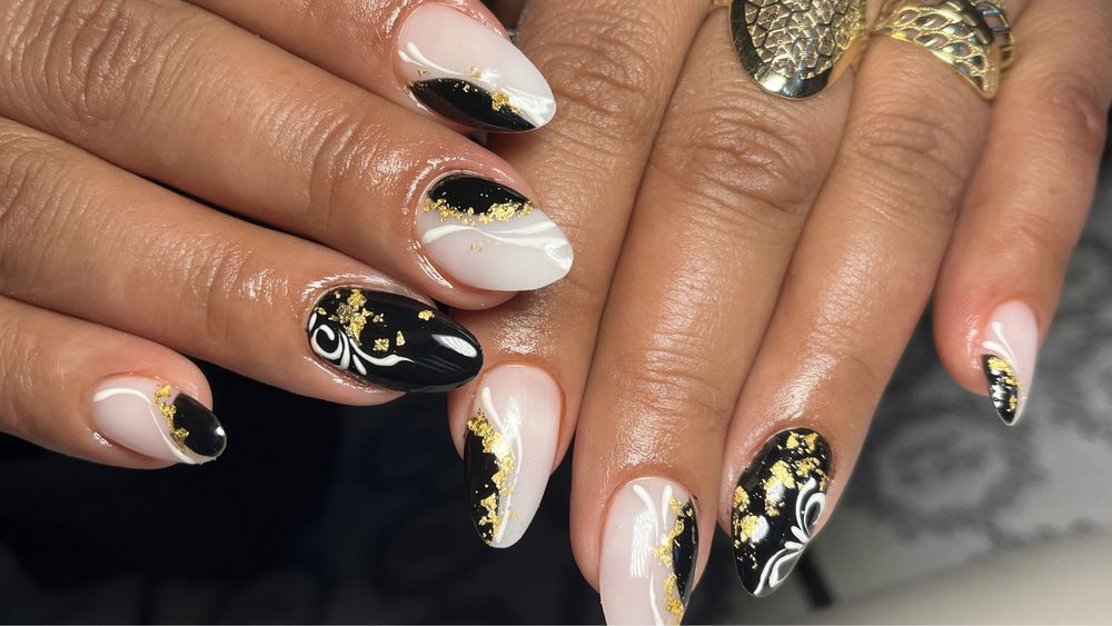 Unghii cu gel si oja semipermanenta