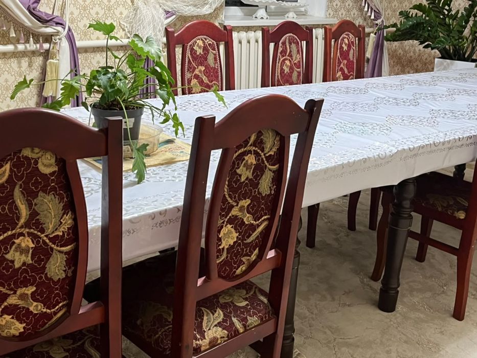 Стол+стулья сатылады