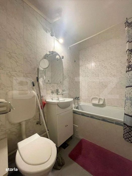 Apartament 3 camere, decomandat, 65 mp, zona Piata 14 Iulie