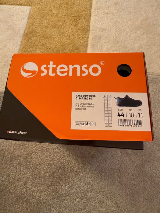 Нови обувки Stenso 44 номер