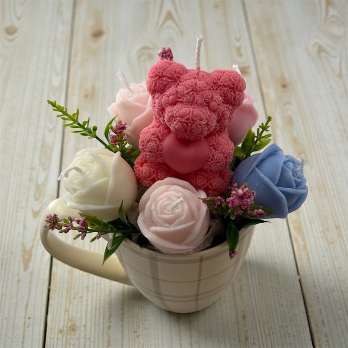 Букет от соеви свещи