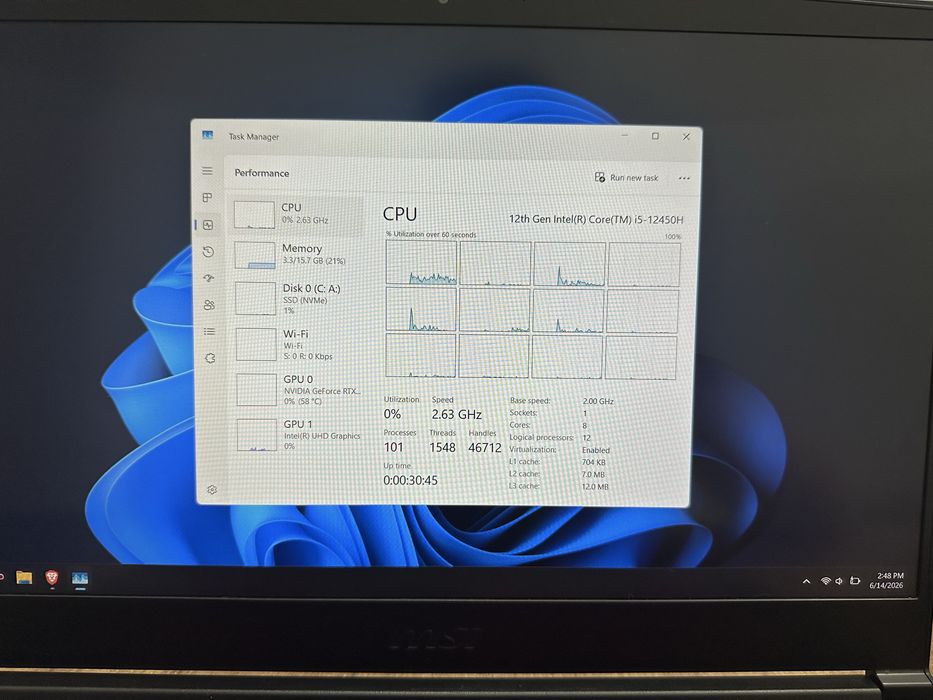 Laptop Gaming/Editare Foto-Video  MSI, RTX 2050, i5-12450H, 16GB RAM, Tastatură Iluminată, 144hz