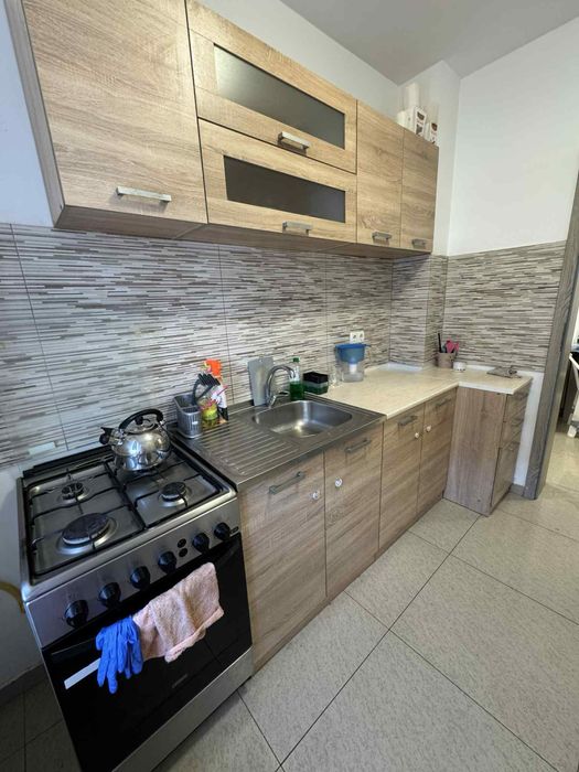 Direct proprietar !Se da in chirie apartament cu 3 camere in bradadiru