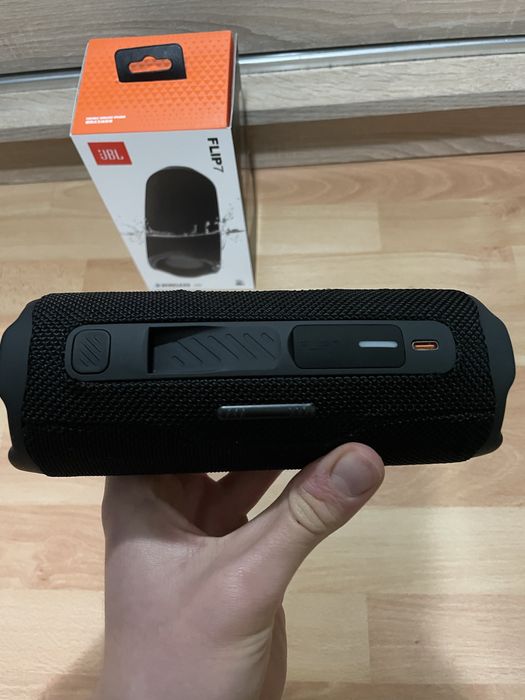 Boxa portabila jbl flip 7 noua in cutie