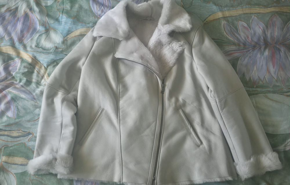 Дамско Кожено Яке.