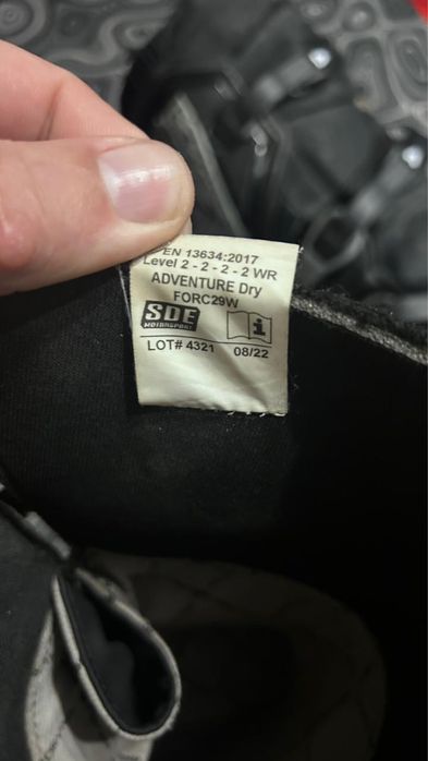 Продам мотоботы.