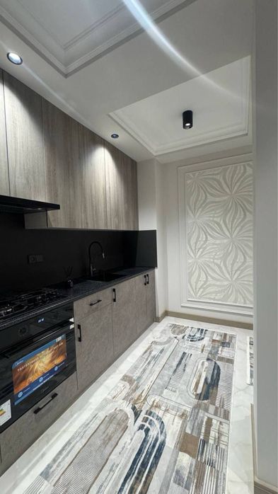 Новостройка Юнусабад 13кв 2/2/8 Новый евро ремонт