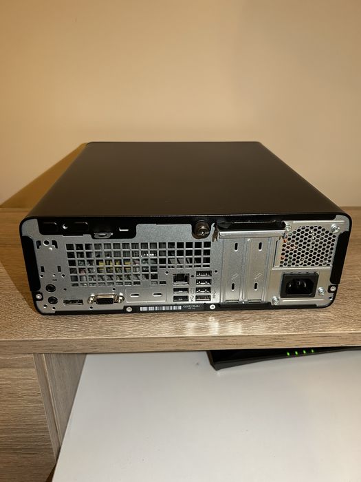 Компютър HP Prodesk 400 и монитор Philips 27”