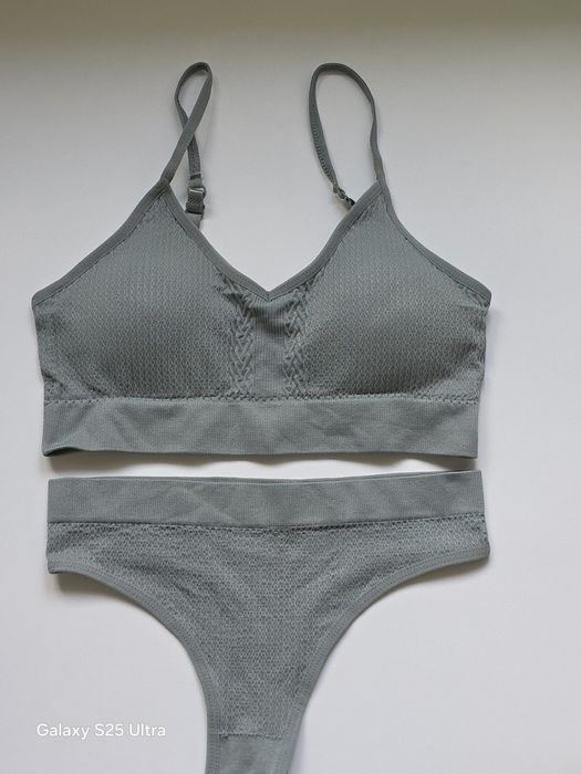 Сет от две части