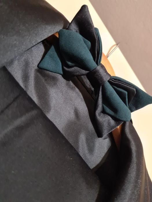 Vând costum din 3 piese