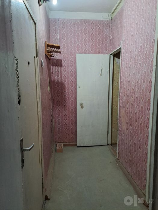 Продаю 1в2 комнтаную , Юнусабад-12 метро 50м