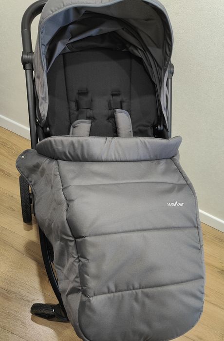 Продам коляску Tomix walker