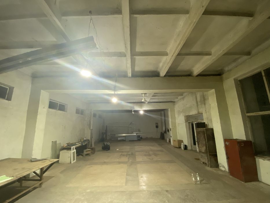 Ижарага Фаргона шахри Онкология олдида Омборхона / склад 150-400квм