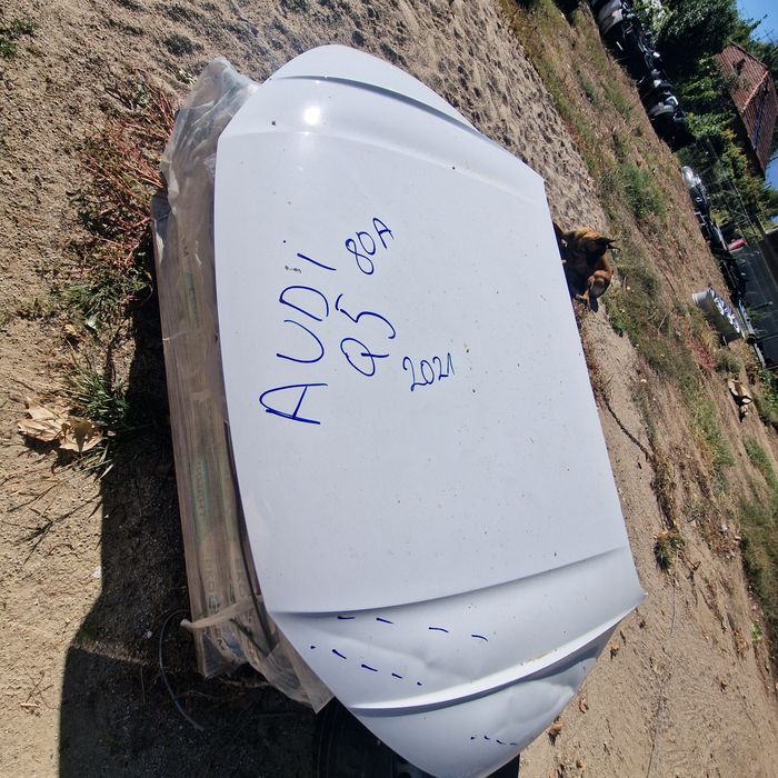 Audi Q5 80A 2021 преден капак