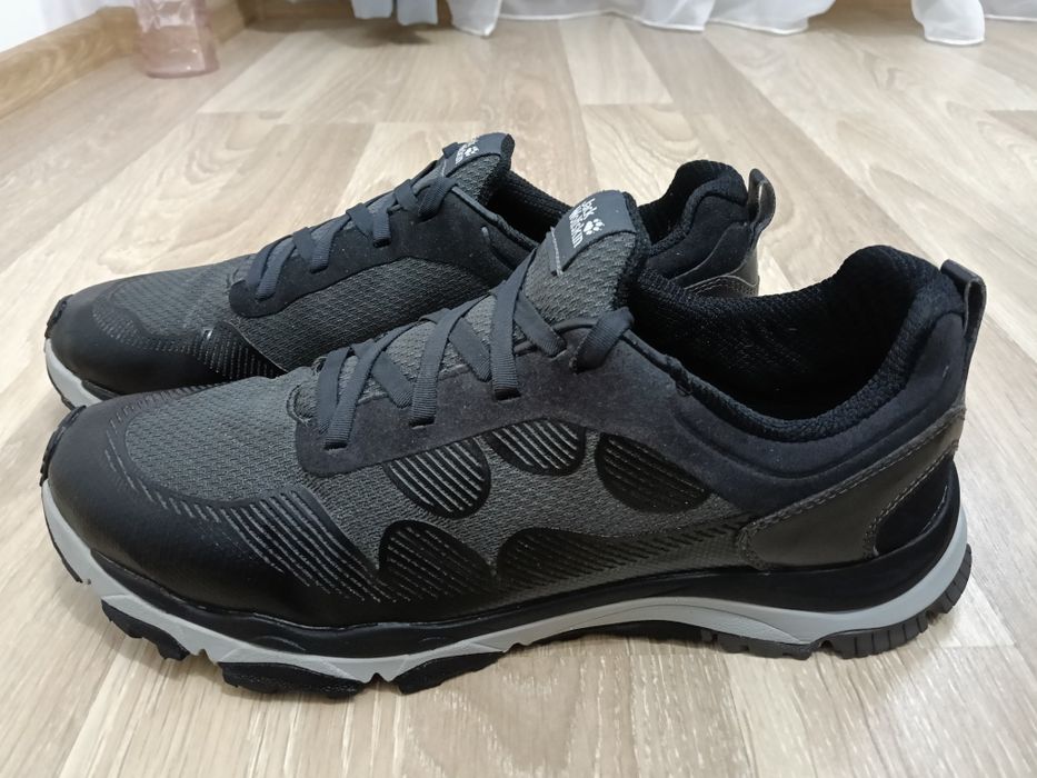 Adidași Jack Wolfskin mărimea 45-44