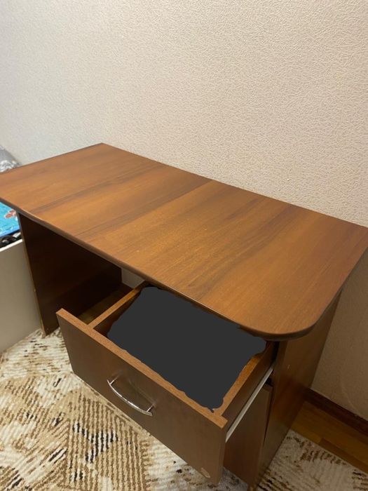 Продам стол рабочий