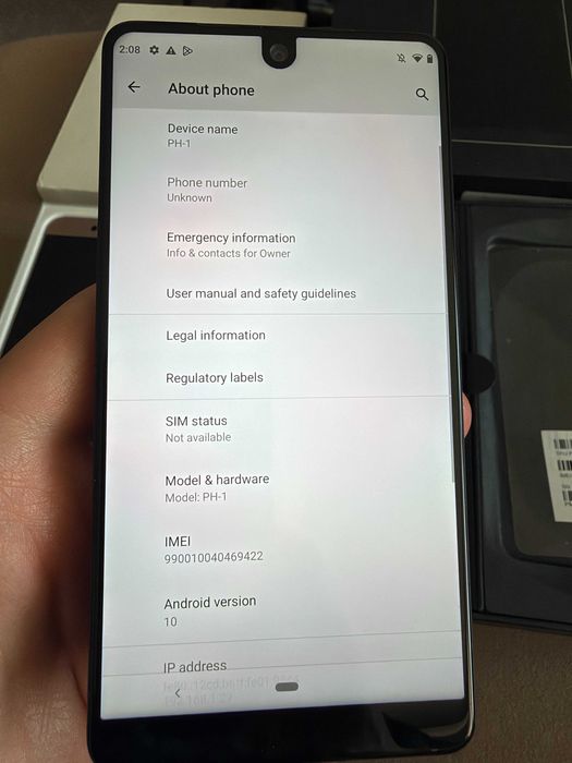 Essential Phone PH-1 и LeEco X620