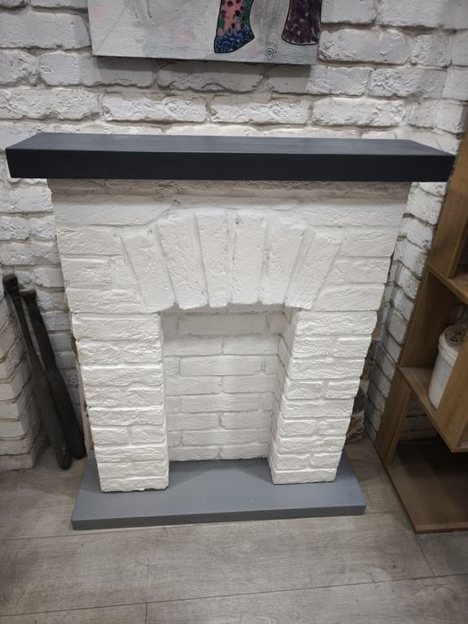 Новогодний камин-декор: тепло без огня