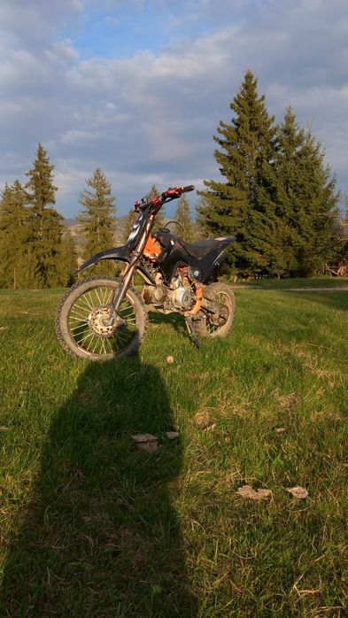 Vând cross 125 4T kxd