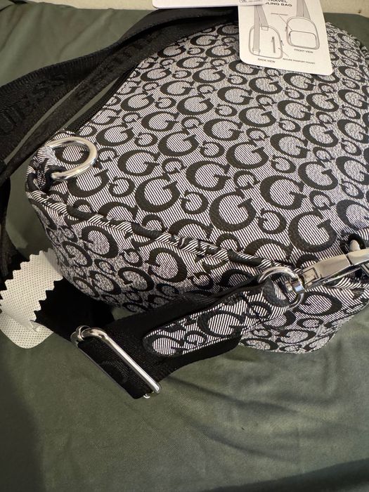 Borseta Guess Originală