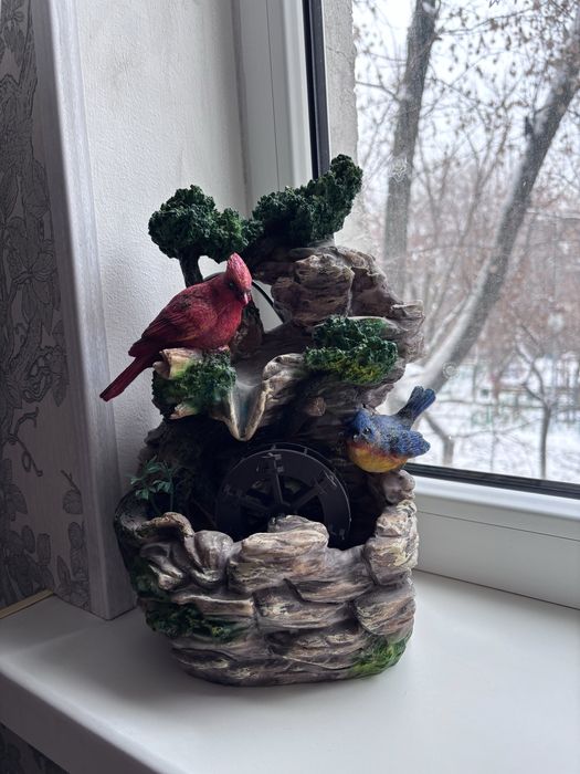 Фонтанчик с птицами