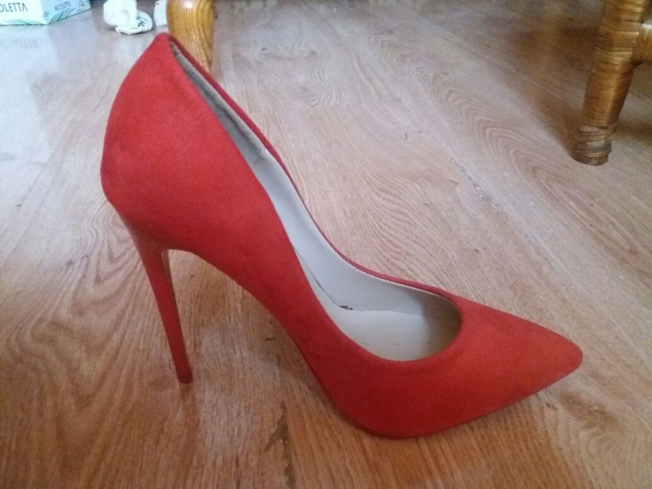 Нови!!!Дамски елегантни обувки