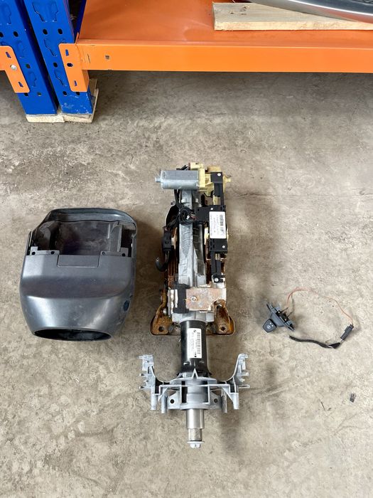 Рулевая колонка на BMW X5 e70 БМВ Х5 е70