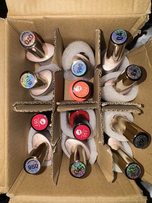 Гел-лак UV чисто нови.