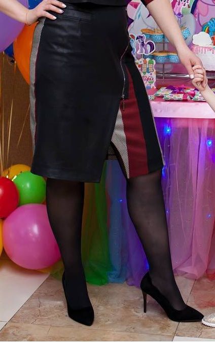 Продам замшевые туфли