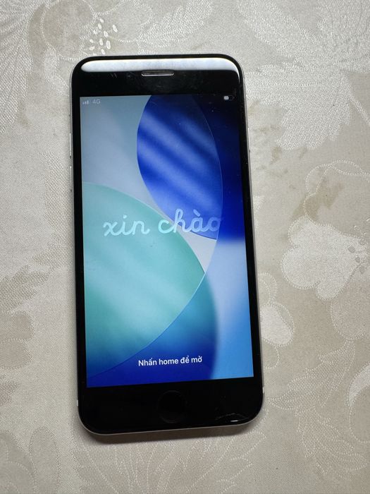 Se iphone(2020) 2-го поколения