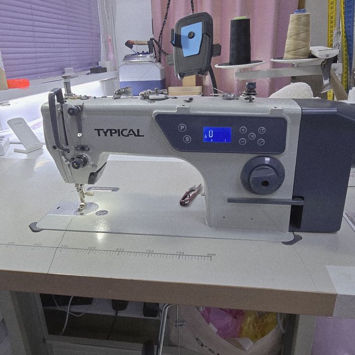 Швейная машинка TYPICAL