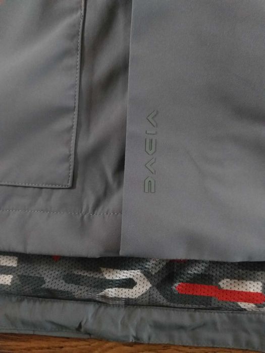 DACIA RAINCOAT - автомобилна рекламна мембрана НОВА БЕЗ ЕТИКЕТИ ХЛ