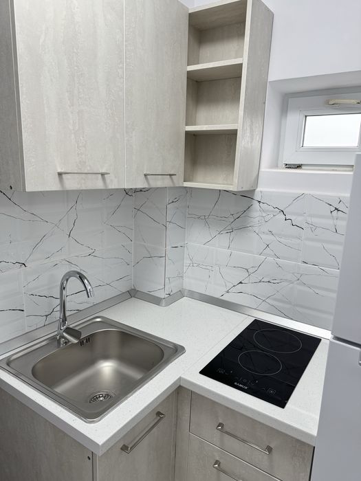 Inchiriez Garsoniera Renovata Depozitelor