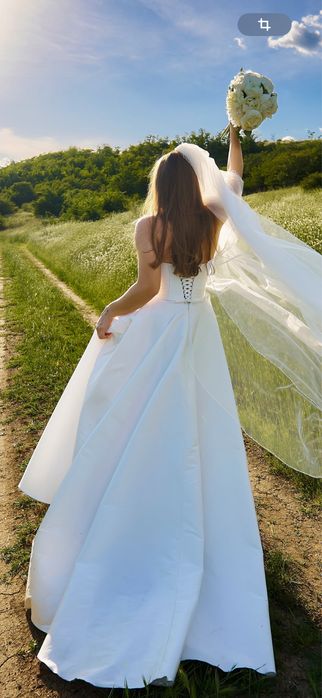 Rochie mireasa Natalia Vasiliev