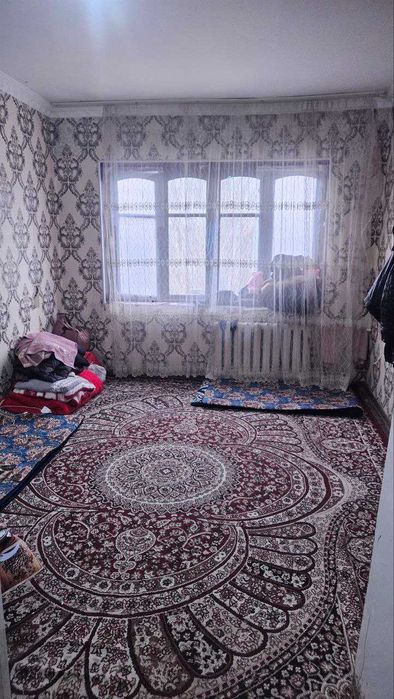 1 / 4 / 4 комн. Чиланзар-20 Кв. Общежитие 20м2. Ор-р. Мечеть.