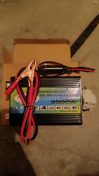 инвертор 12/220V НОВ