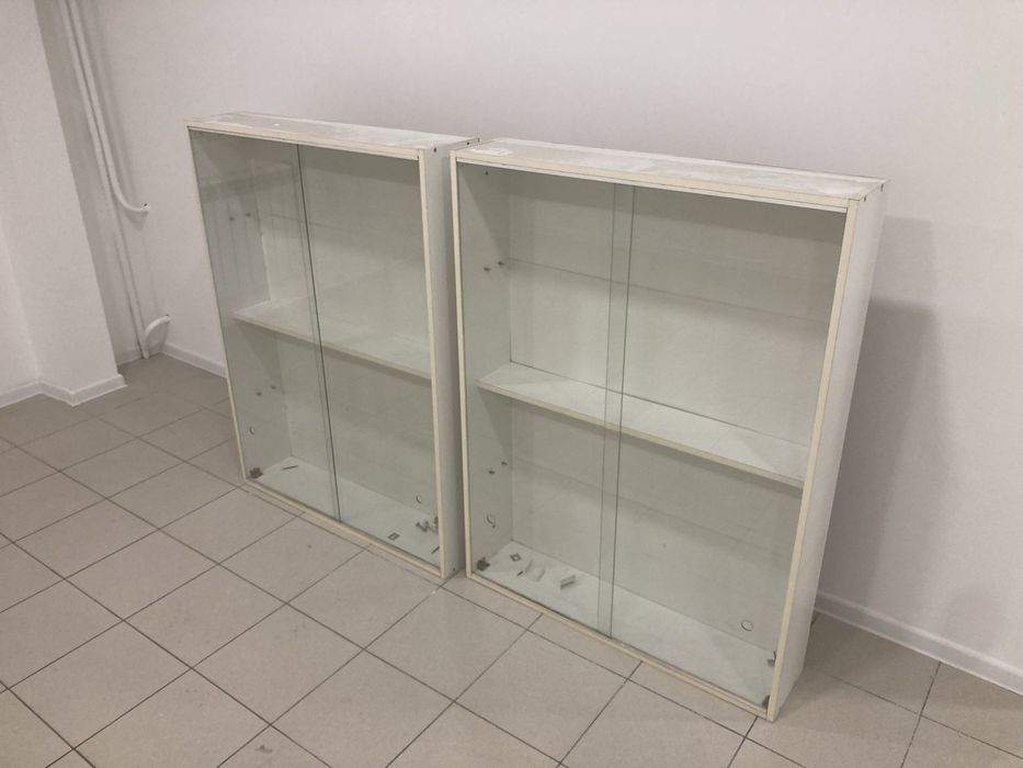 Подвесной шкаф белый