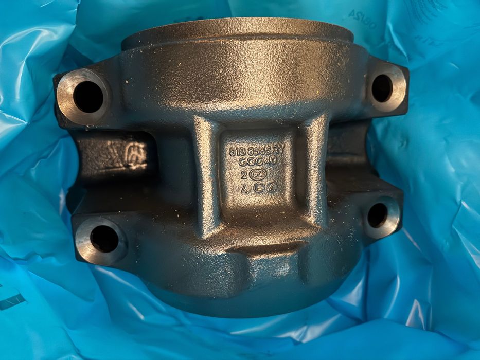 suport arc / corp arc /suport balansoar iveco /cod 8138566 ats