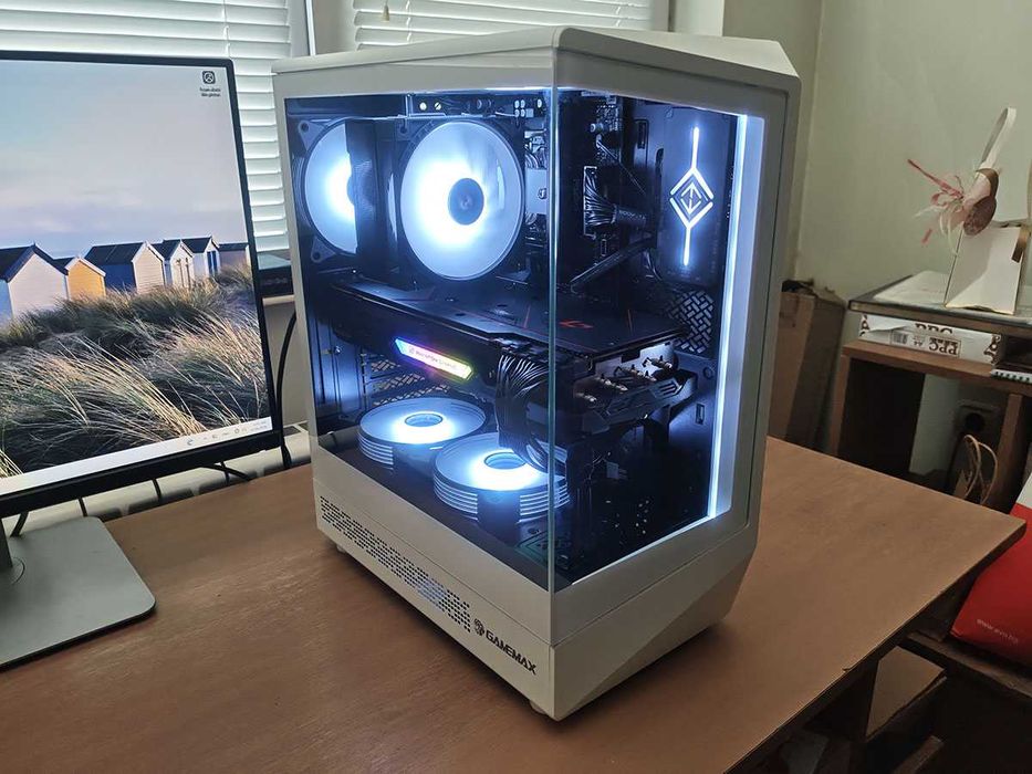 Геймърски компютър, Ryzen 9600x, 32gb Ddr5, RX 6800XT 16gb, 1tb Nvme, 850W