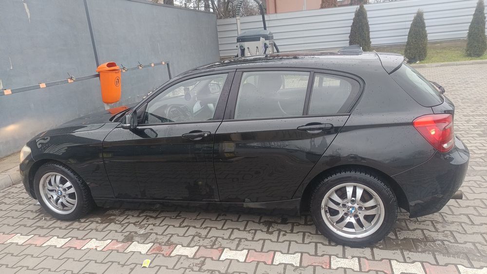 BMW de vânzare,seria 1 ,anul 2011.
